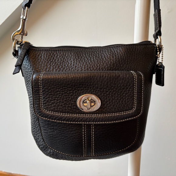 Vintage Coach Crossbody Bag Pebble Black Leather Turn Lock Flap Pocket - Picture 1 of 5